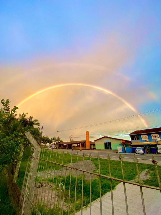 Apartamento Em Chacara Proximo As Praias Com Piscina E Quiosque Com Internet São Francisco do Sul Kültér fotó